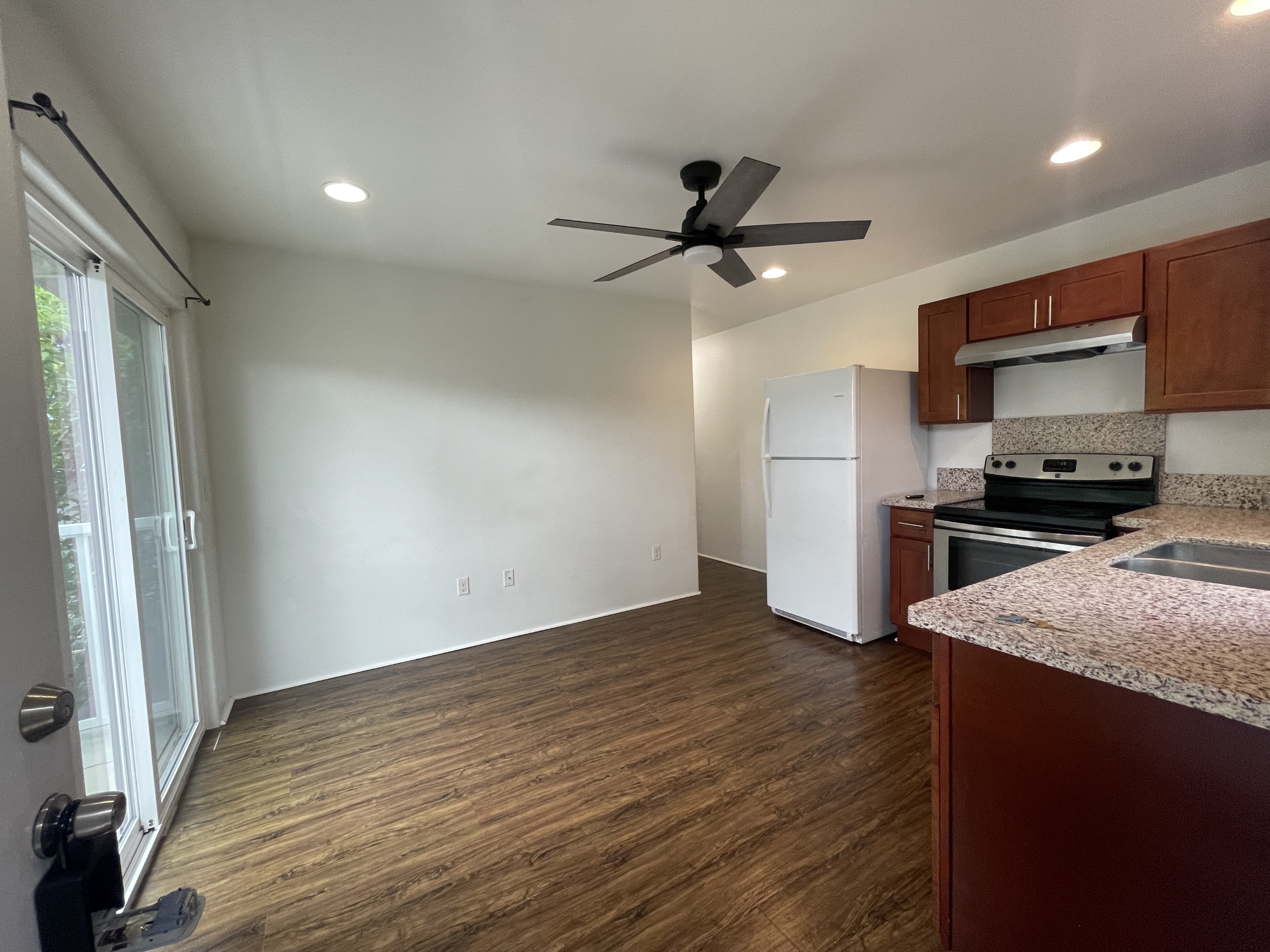 1917 Pacific Heights Road - D